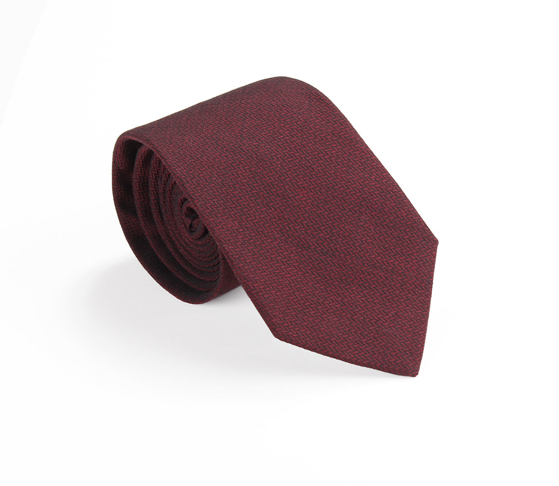 Skinny Maroon Zig Zag Tie