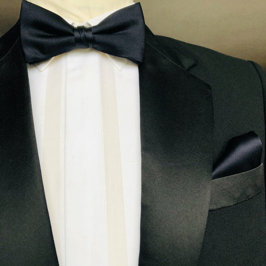 Dark Navy Blue Bow tie with Dark Navy Blue Pocket Square by German Valdivia